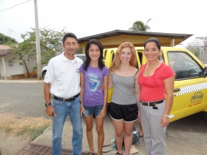 Hannah and her host mom Arelys, father Anibal, and sister Arelys.