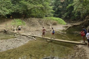 Embera001